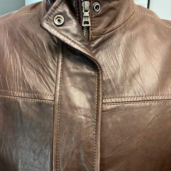 Danier Genuine Leather (Brown) Jacket (with detachable vest lining) *Vintage* - Picture 10 of 14